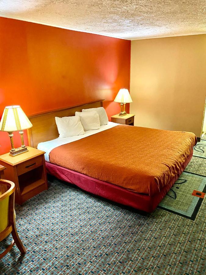 Plaza Inn Springfield Extérieur photo